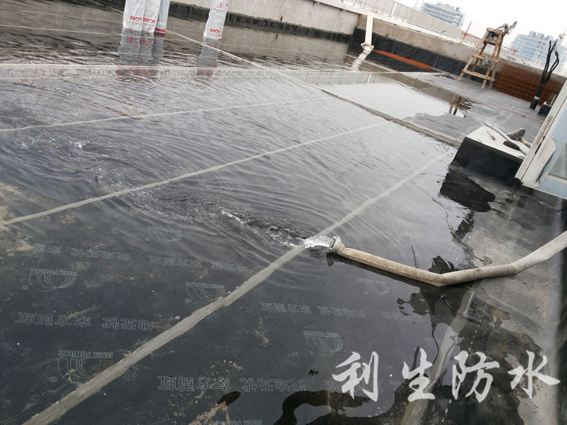 屋面卷材做防水实验