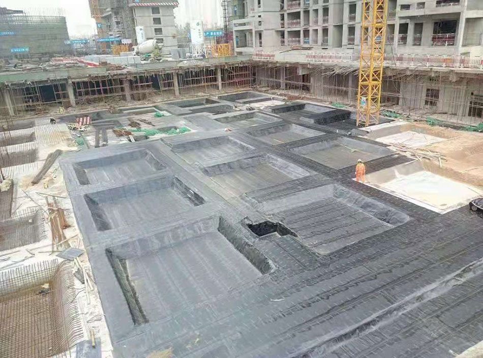 基础做防水卷材