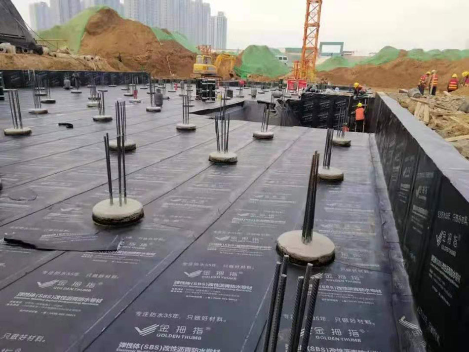 基础做防水卷材