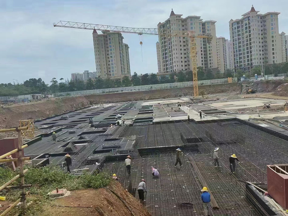 基础做防水卷材