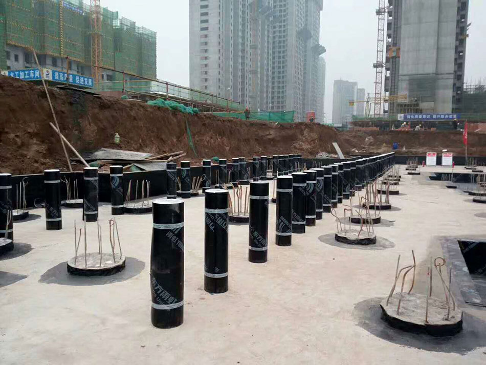基础做防水卷材